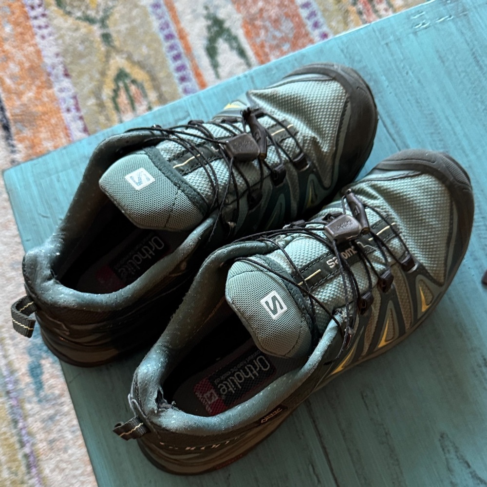 Salomon x ultra low thx hiking shoes women’s 8